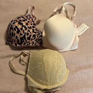 Lot of size 36C bras from Victoria Secret, PINK, and aerie